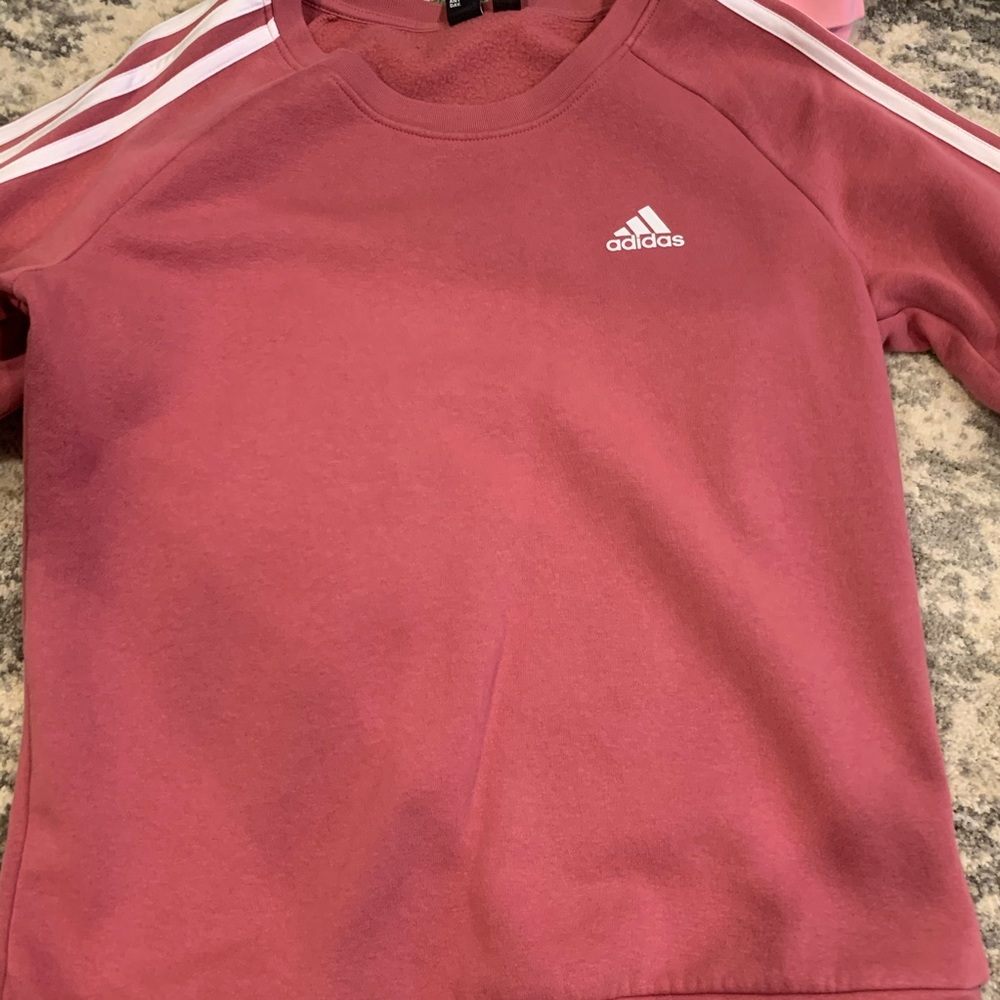 adidas crew neck!!